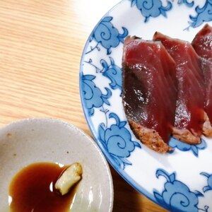 鰹のたたき✨旬のニンニク醤油で食欲増し増し